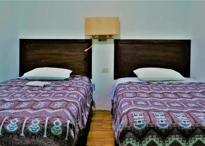Kusichiq House Hostel *
