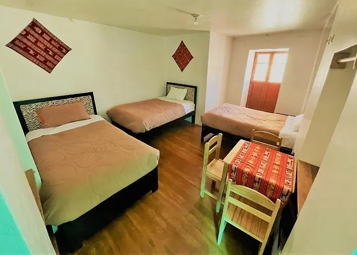 Kusichiq House Hostel