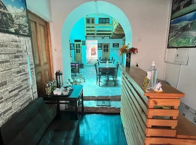 Kusichiq House Hostel *